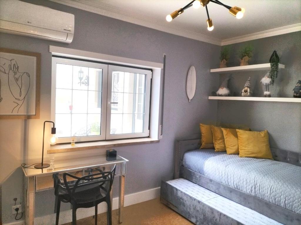 Casa Dos Gnomos Hotel Alvorninha Bagian luar foto